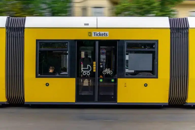 How to Implement an EV Fleet Management System for Public Transport